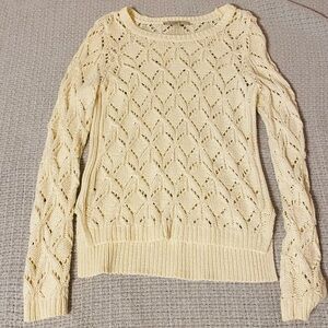 Elegant White Knit Sweater